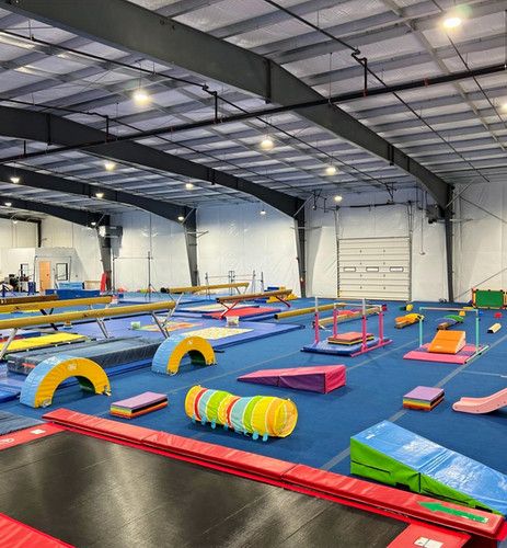 Gymnastics Gym Design, Gymnast Room, Gym Layouts, Gymnastics Floor Stations, Cheer Gym, Gymnastics Mats For Home, Gymnastics Center, Kids Museum, Gymnastics Floor