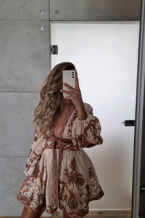 Italian Outfits Women, Vestidos Country, Elegance Dress, Outfit Chic, Classy Fashion, Italian Outfits, Mode Inspo, Looks Chic, Outfits Women