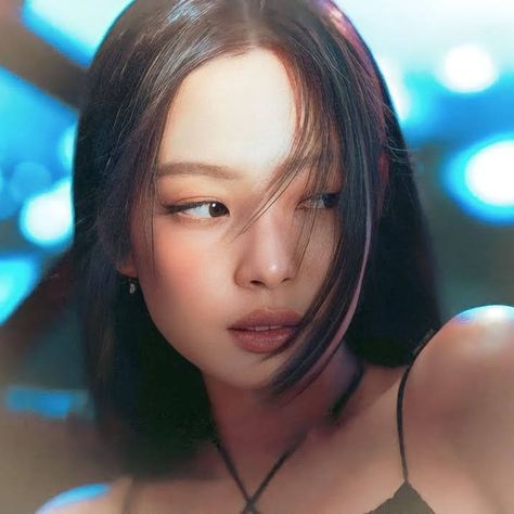 Jennie Port With Layout, Jennie Port High Quality, Jennie From Blackpink, Kim Makeup, America Girl, Dark Makeup, Jennie Kim Blackpink, Army Girlfriend Style, Feminine Aesthetic