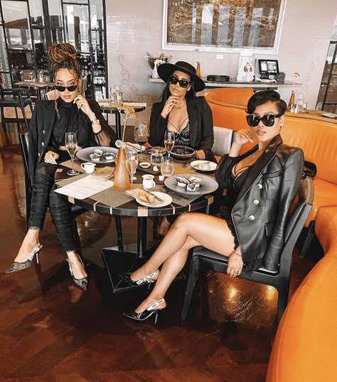 Black Girls Luxury Lifestyle, Bride Vibes, Large Wedding, Rich Girl Lifestyle, Black Femininity, Luxury Lifestyle Dreams, Black Luxury, All Black Everything, Photo Couple