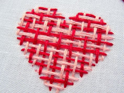 Heart Embroidery Patterns Heart Embroidery Patterns, Embroidery Heart Pattern, Valentine Embroidery, Embroidery Patterns Ideas, Pillow Embroidery, Embroidery Hearts, Heart Embroidery, Visible Mending, Embroidery Transfers