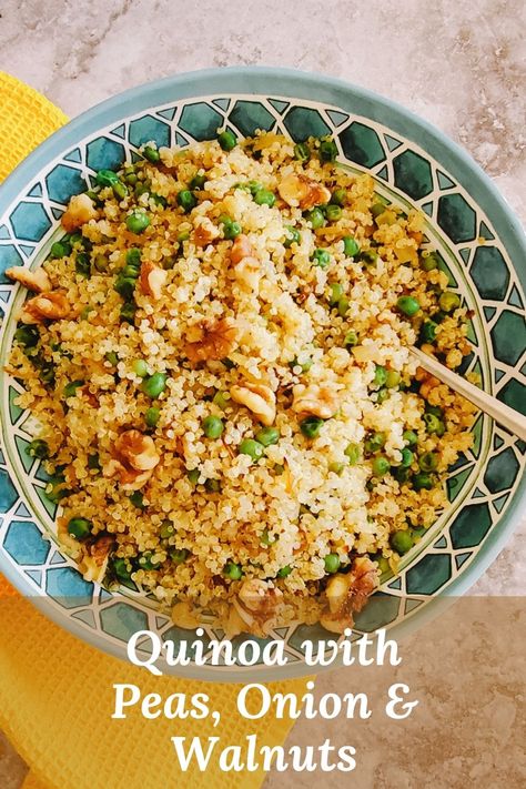 Quinoa Peas, Quinoa Side Dish, Spring Peas, English Peas, Quick Dishes, Savory Dishes, Meatless Monday, How To Cook Quinoa, Frozen Peas