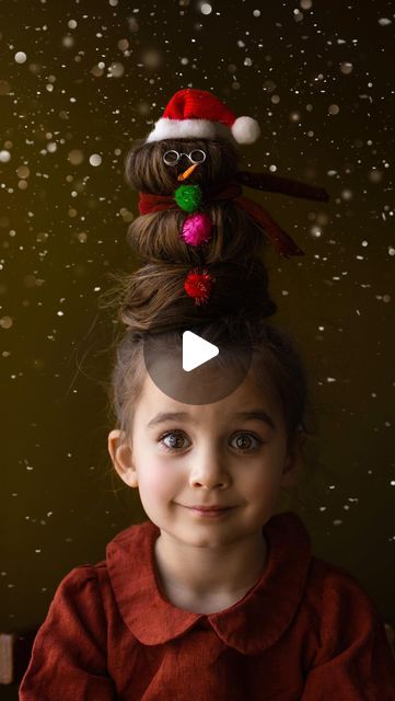 456 likes, 39 comments - greyoakandsage on December 21, 2022: "☃️❄️💙 #snowmanbun #crazyhairday #christmashair #snowman #holidayparty" Dr Seuss Hairstyles, Crazy Hair Day Christmas, Grinch Hairstyles, Who From Whoville, Creative Ugly Christmas Sweater, Wacky Hair Days, School Hair, Wacky Hair, Christmas Hairstyles