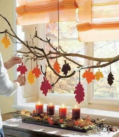 Decorations For Room, Magnolia Leaf Garland, Autumn Leaves Craft, Decoration Vitrine, Fall Leaf Garland, Leaf Crafts, Fall Crafts For Kids, Autumn Crafts, Diy Garland