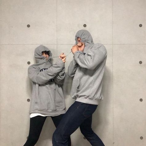 Couple Ullzang, Photographie Indie, Asian Couple, Boy Best Friend Pictures, Korean Best Friends, Fotos Goals, Aesthetic Couple, Boy Best Friend, Ulzzang Couple