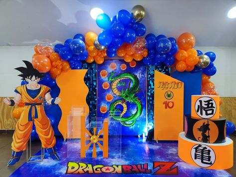 Dragon Ball Birthday Party, Dragonball Z Cake, Goku Birthday, Ball Birthday Party, Nemo Birthday Party, Naruto Birthday, Baby Birthday Party Theme, Halloween Themed Birthday Party, Dragon Birthday Parties