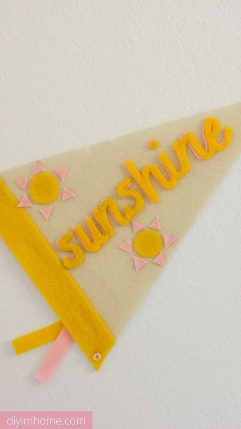 How to make this sunshine DIY pendant flag in 5 simple steps! This tutorial also includes a colorful rainbow name DIY pendant flag! Great crafting ideas for your kids room. diy pendant flag banner pendant flags diy Crafting Ideas For Kids, Pendant Flag, Pendant Banner, Diy Flag, Flag Diy, Rainbow Names, Kids Crafting, Diy Banner, Name Banners