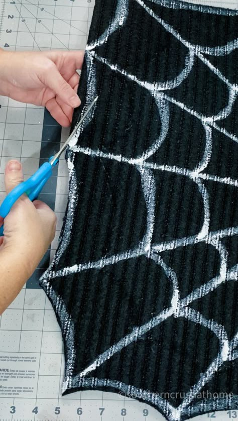 Spider Web Door Mat, Painting Spider Webs, Dollar Tree Goth Decor, Spooky Mats, Spider Hats, Goth Decorations, Goth Decor Diy, Diy Spooky Decor, Dragon Egg Craft