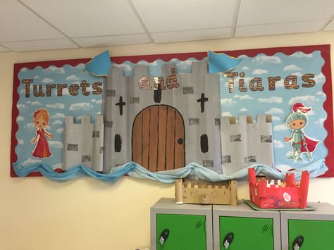 Turrets and tiaras castle classroom display                                                                                                                                                      More Castle Display Ks1, Castle Bulletin Board Ideas, Castle Bulletin Board, Fairytale Display, Prek Bulletin Board Ideas, Knights And Castles Topic, Prek Bulletin Board, Castle Display, Castle Classroom