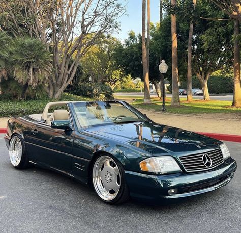 Blacked Out Cars, Mercedes R129, Kawasaki Bikes, New Luxury Cars, Mercedes Sl, Euro Cars, Classic Mercedes, Mercedes Car, Street Racing Cars