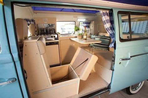 T4 Camper Interior Ideas, Combi Vw T2, Volkswagen Bus Interior, Kombi Food Truck, Kombi Interior, Vw Conversions, Van Conversion Layout, Kombi Camper, New Motorhomes