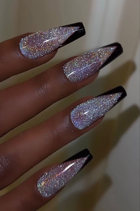 Beautiful Black Nail Designs, Grey Glitter Nails Acrylic, Dark Glam Nails, New Years Eve Nails Square, Black And Silver Chrome Nails Designs, Black And Glitter Acrylic Nails, Black And Silver Stiletto Nails, Nye Nails Coffin, Grey And Black Nails Designs