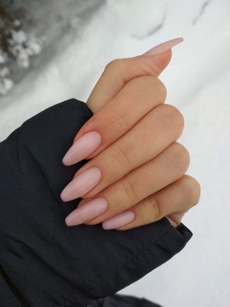 Pink Nail Inspo Almond, Gel Nails Elegant, Pink Clean Girl Aesthetic, Nails Soft Pink, Nude Gel Nails, Pink Clean Girl, Nail Inspo Almond, Pink Nail Inspo, Nails Elegant