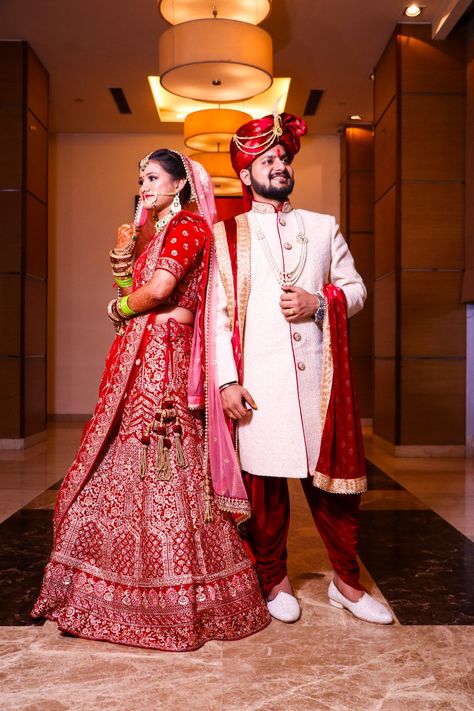 Wedding Photography by Team JP STUDIO Simple Couple Poses Indian Wedding, Couple Poses Wedding Indian, Couple Closeup Photography, Wedding Closeup Photography, Marrige Pose, Copal Photography, Couple Wedding Photoshoot Poses, Dulha Dulhan Couples Photography, Wedding Couple Poses Photography Indian