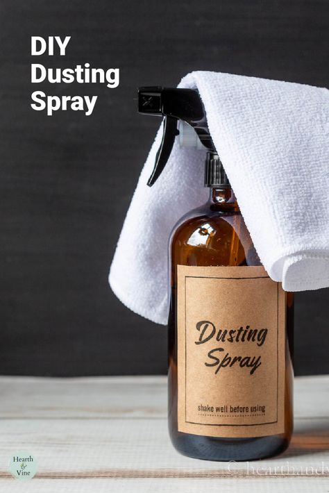 Diy Dusting Spray, Cleaning Marble, Homemade Cleaners Recipes, Dusting Spray, Cleaner Recipes, Diy Sprays, Homemade Cleaning Products, Glass Spray Bottle, Cleaning Dust