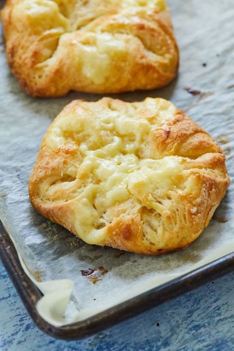 Danish Recipe From Scratch, Cheese Danish Recipe From Scratch, Danish Dough Recipe, Starbucks Cheese Danish, Egg Bakes, Cream Cheese Danish Recipe, Cheese Danish Recipe, Cream Cheese Pastry, Danish Recipe