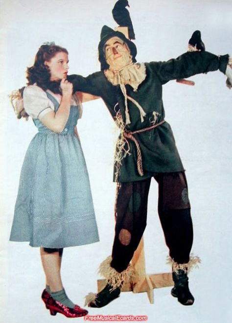 dorothy scarecrow miss you the most | garland as dorothy and ray bolger as the scarecrow on the set of the ... Dorothy And Scarecrow Costume Couple, Dorothy And Scarecrow Costume, Dorothy And Scarecrow, Scarecrow Costumes, Dorothy Oz, Oz Aesthetic, Dorothy Scarecrow, Oz Characters, Ray Bolger