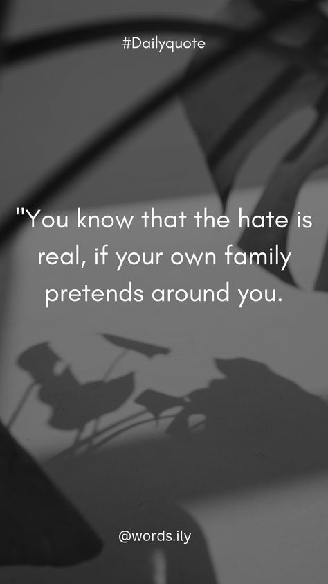 Fake Family Quotes Toxic People, Fake Family Quotes Lessons Learned, Fake Family Tweets, Neglect Quotes, Family Quotes Truths, Quotes About Family Problems, Shady Quotes, Mental Challenges, Fake Family Quotes