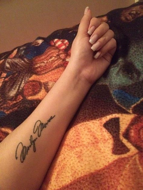 Marilyn Monroe Signature Tattoo, Marylin Monroe Tattoos, Marylin Tattoo, Marilyn Monroe Tattoos, Marilyn Monroe Tattoo Ideas, Marilyn Monroe Signature, Monroe Tattoo, Marilyn Quotes, Handwriting Tattoos