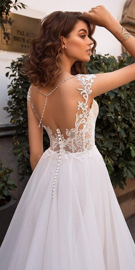 Intriquite Back Wedding Dress, Wedding Dresses Back Covered, Bare Back Wedding Dress, Wedding Gown Back Design, Wedding Dresses For The Bride, Back Detail Wedding Dress, Back Of A Wedding Dress, Detailed Back Wedding Dress, Wedding Dress Back Detail