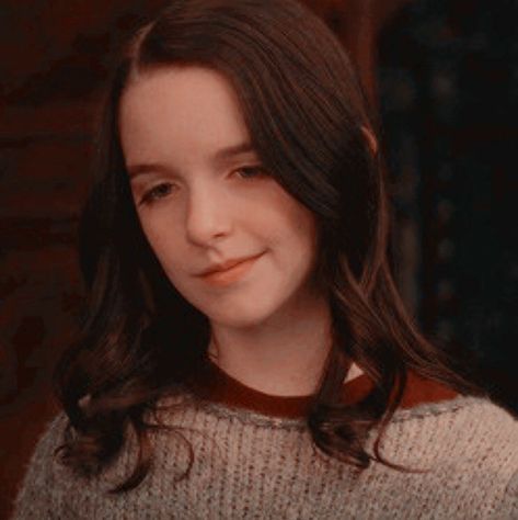 Mckenna Grace Brown Hair, Emma Grossman, Lilly Potter, Sarah Mills, Jack Kline, Emily Gilmore, Luke Danes, The Haunting Of Hill House, Haunting Of Hill House