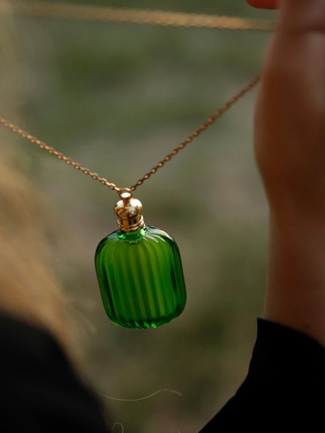 http://www.etsy.com/listing/109828914/the-emerald-potion-a-black-forest?ref=sr_gallery_40_search_query=perfume+necklace_view_type=gallery_ship_to=US_page=7_search_type=all Forest Perfume, Green Perfume Bottle, Green Perfume, Nontoxic Candles, Perfume Necklace, Botanical Perfume, Bottle Pendant, Beautiful Perfume Bottle, Beautiful Perfume