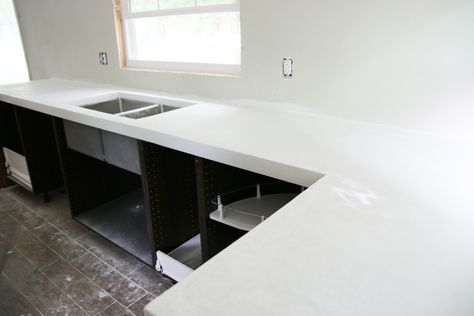 DIY White Concrete Countertops | Chris Loves Julia Diy White Concrete Countertops, Cement Countertops, Replacing Kitchen Countertops, White Concrete Countertops, Concrete Countertops White, Kitchen Remodel Countertops, Diy Kitchen Countertops, Kitchen Design Diy, Farmhouse White