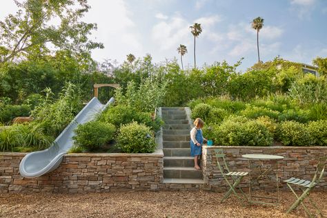 How to Design a Kid-Friendly Garden That’s Actually Stylish Steep Gardens, Agave Attenuata, Play Garden, Sloped Backyard, Lighting Tips, Landscape Designer, Backyard Playground, Backyard Spaces, Play Spaces