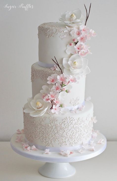 Wedding Cake Cherry Blossom, Wedding Cake Orange, Cherry Blossom Wedding Decor, Cherry Blossom Wedding Cake, Cherry Blossom Wedding Theme, Cherry Blossom Party, Sakura Wedding, Cake Cherry, Cherry Blossom Cake