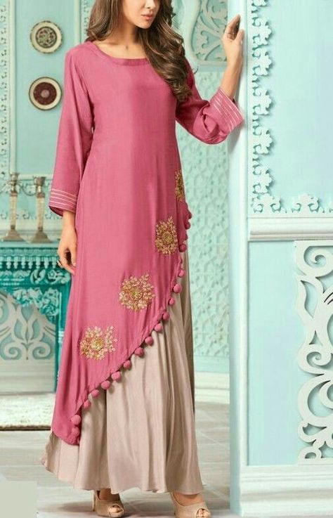 Layered Kurti Designs, Double Layered Kurti Designs, Dress Designs For Girls, Golden Embroidery, Designer Kurti Patterns, Fancy Kurti, Long Kurti Designs, Indian Salwar Kameez, Salwar Kamiz