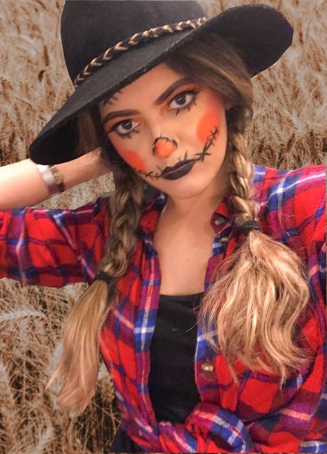 Farmer Makeup Halloween, Cowboy Makeup Halloween, Cowgirl Makeup Ideas, Cowboy Makeup, Scarecrow Face Paint, Cowgirl Makeup, Scarecrow Halloween Makeup, Scarecrow Makeup, Scarecrow Halloween