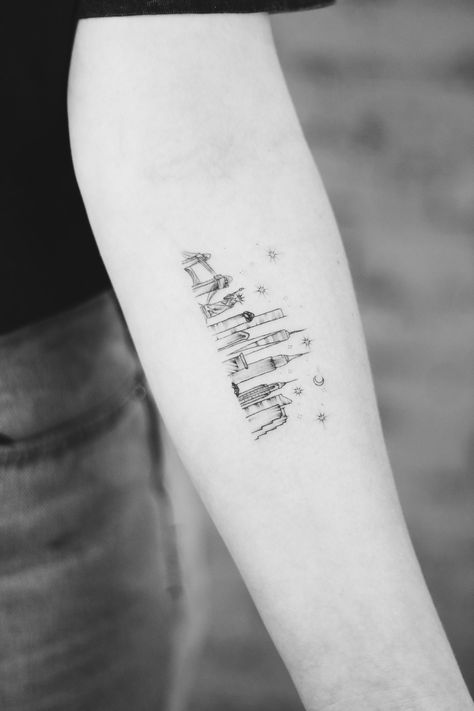 Tattoo City Skyline, Nyc Fine Line Tattoo, Small New York Tattoo, New York City Skyline Tattoo, New York City Tattoo Ideas, Ever Since New York Tattoo, Ny Tattoo Ideas New York, Ny Skyline Tattoo, Usa Tattoo Ideas