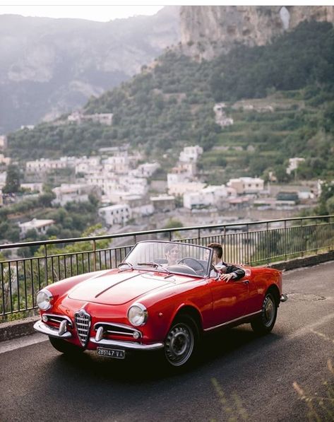 Alfa Romeo Vintage, Alfa Romeo Giulietta Spider, Cars Photography, Alfa Alfa, Luxury Love, Cars Wallpapers, Alfa Romeo Giulietta, Racing Circuit, Best Muscle Cars