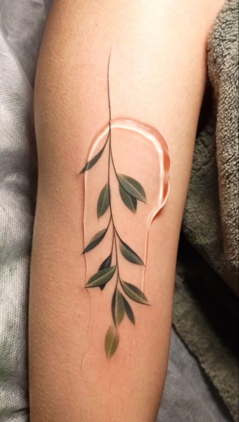 by @ foret_tattoo on instagram Green Leaf Tattoo, Leaf Tattoo, Green Leaf, Leaf Tattoos, Maple Leaf Tattoo, Green Leaves, Watercolor Tattoo, Flower Tattoo, Tatting