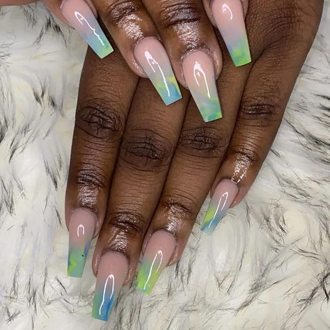 Ombré nude full set 💅🏼 • • #ombrenails #squarenails #browardnails #browardnailtech #browardhairstylist #browardfoodie Nails Green Ombre, Nails Green, Green Ombre, Square Nails, Ombre Nails, Nail Tech, Full Set, Hair Stylist, Nails