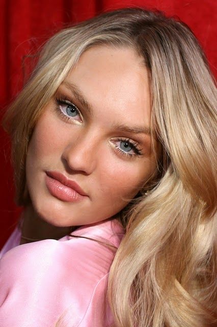 Makeup Ideas For Blondes, Candice Swanepoel Makeup, Candice Swanepoel Face, Angel Makeup, Eye Makeup Ideas, Victoria Secret Makeup, Candice Swanepoel, Victoria Secret Angels, Beauty Makeup Tips