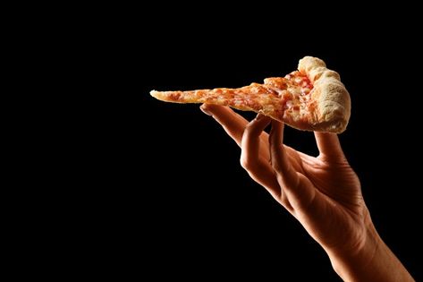 Holding Pizza Reference, Pizza Slice Photography, Pizza Reference, Traditional Italian Pizza, Pizza Preparation, Pizza Photography, Hand Held Food, Pizza Drawing, Slice Of Cheese