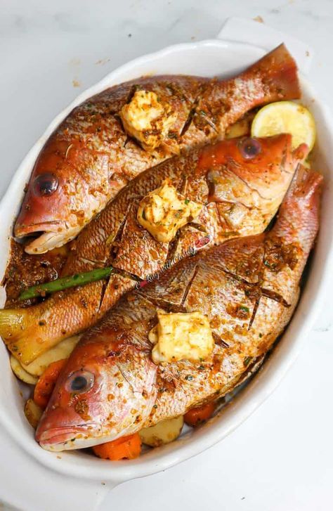 Tasty Baked Red Snapper - Cooking With Claudy Oven Baked Red Snapper, Whole Tilapia Recipes, Red Snapper Recipes Baked, Whole Red Snapper Recipes, Snapper Recipes Baked, Baked Red Snapper, Red Snapper Recipe, Baked Whole Fish, Red Snapper Recipes