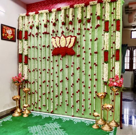 Pasupu Function Decoration At Home, Engagement Decorations Indian At Home, Pasupu Function Decoration, Pelli Kuthuru Decoration At Home, Seemantha Decoration, Addutera Designs, Pooja Backdrops, Flex Backdrop, Sreemantham Decoration