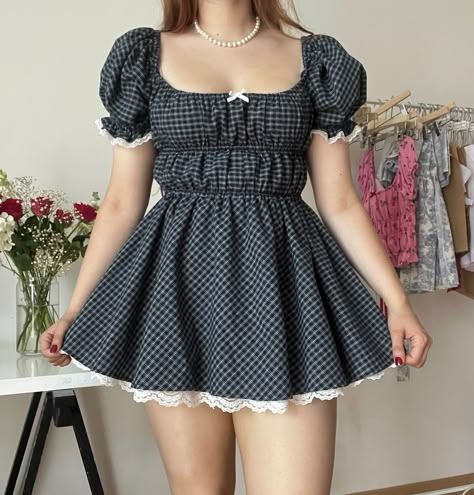 Dresses With Puff Sleeves, Picnic Date Outfits, Coquette Dresses, Coquette Doll, Halloween Dresses, Cottagecore Dresses, Puffy Skirt, The Picnic, Belle Dress