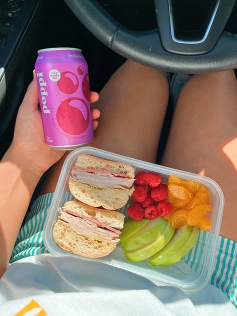 School Finds, School Lunch Recipes, Healthy Lunch Snacks, Meal Prep Snacks, Healthy School Lunches, A Hairstyle, Easy Healthy Meal Prep, Healthy Food Motivation, Healthy Lifestyle Food