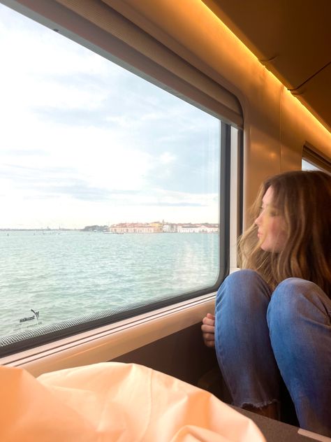 Italy Train Aesthetic, Train Aesthetic, Traveling Aesthetic, Venice Photography, Aesthetic Italy, Venice Photos, Italy Aesthetic, 2023 Vision, Stories Ideas