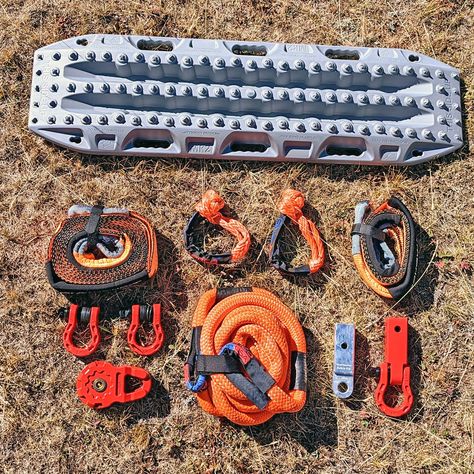 Overlanding Organization, Beach Overlanding, Off Road Recovery Gear, Xterra Overlanding, Tacoma Truck Mods, Tactical Truck Ideas, Off Road Truck Accessories, Overland Accessories, 4wd Accessories