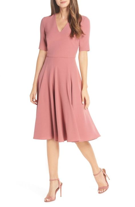 Dresses For Women Over 60, Spring Wedding Outfit, Gal Meets Glam Collection, Fall Fashion Skirts, Flare Midi Dress, Plum Dress, Midi Dress Style, Guest Attire, Gal Meets Glam