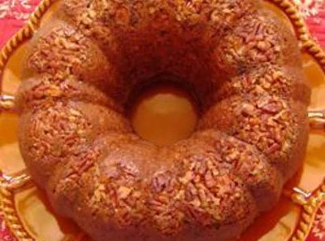 Southern Praline Pecan Cake Recipe Southern Praline, Pecan Praline Cake, Praline Cake, Buckwheat Cake, Butter Pecan Cake, Pecan Praline, Pecan Pralines, Pecan Cake, Pound Cakes