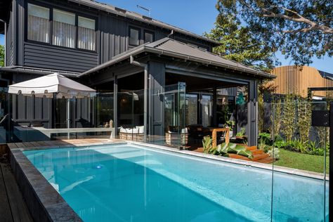 Winners of The Block's Backyard & Pool week Steph and Gian chose to install their Plungie Original above ground. Plungie Original, Concrete Plunge Pool, Pool Ledge, Pool Coping Tiles, Coping Tiles, Glass Pool Fencing, Block House, Glass Pool, Round Pool