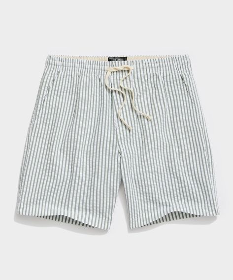 An off-duty essential that combines the polish of a dress short with the comfort of athletic wear. With pull-on styling and a softly tailored shape, this is your all-day, everyday summer short. For the warmer months, Todd has created a version in a handsome green-and-white striped seersucker with a touch of stretch. Perfect for those days when the diary calls for the 3Bs (Biking, Beach, and BBQ). 98% Cotton, 2% Spandex Responsibly Made in China 7” Inseam Elastic Waist With Drawcord Side Seam Poc Striped Shorts Outfit Men, Best Shorts For Men, Mens Shorts Outfits, China Clothes, Seersucker Shorts, The Diary, Mens Stripes, Summer Clothing, Tailored Suits