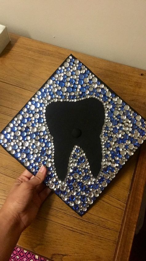 Dentistry tooth graduation cap Tooth Graduation Cap, Graduation Cap Designs Dental, Dental Graduation Cap, Dentistry Graduation, Dental Hygiene Graduation, Cap Inspiration, Dental Pictures, Elegant Long Sleeve Wedding Dresses, Dentist Assistant