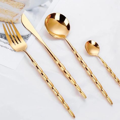 Lè Mariposa Butterflies on Instagram: “How magnificent is our bundle flatware 😱😱 Swipe for Silver! Just dropped and selling out!!! Your table needs these !!! . . . #repost…” Steel Utensils, Electric Toaster, Stainless Steel Utensils, Electric Juicer, Kitchen Accessories Decor, Kitchen Timers, Stainless Steel Cutlery, Kitchen Scale, Kitchen Equipment