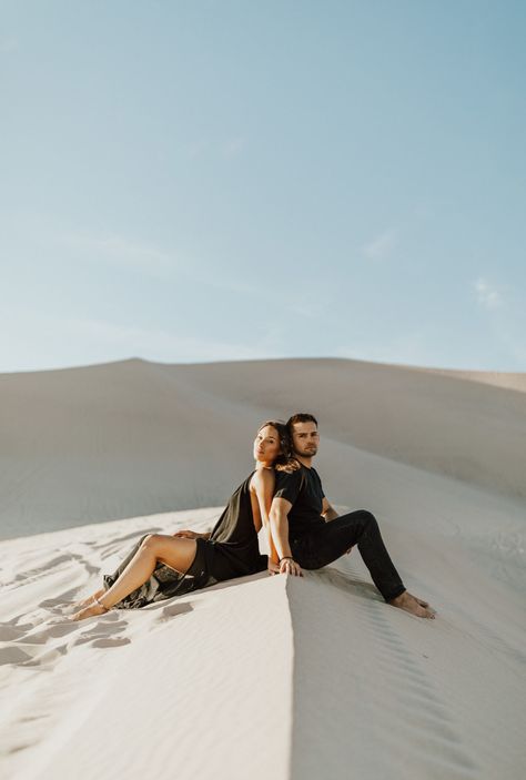 Sand Dunes Couples Photoshoot | Sand Mountain | Nichole Collins Photo Emily Faith, Imperial Sand Dunes, Dunes Photoshoot, Desert Photoshoot Ideas, Desert Sand Dunes, Sand Mountain, Sand Dunes Photoshoot, Dubai Photoshoot, White Sands New Mexico